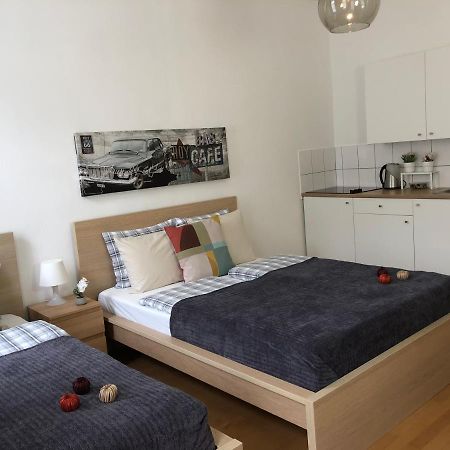 New, Bright Apartment Near The Metro! Vienna Exterior photo